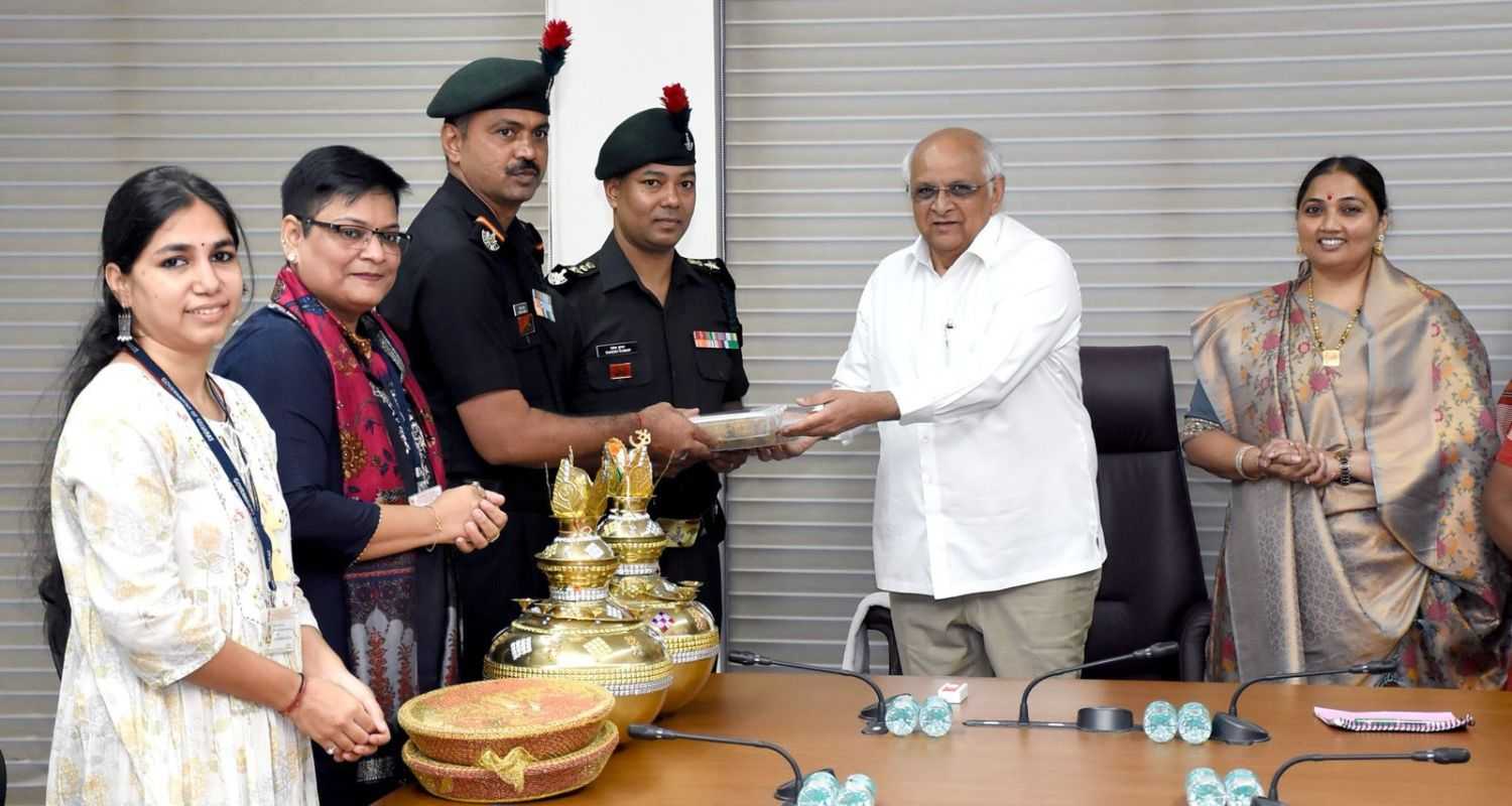 Anganwadi Workers in Gujarat Celebrate Raksha Bandhan by Sending Rakhis to Soldiers.