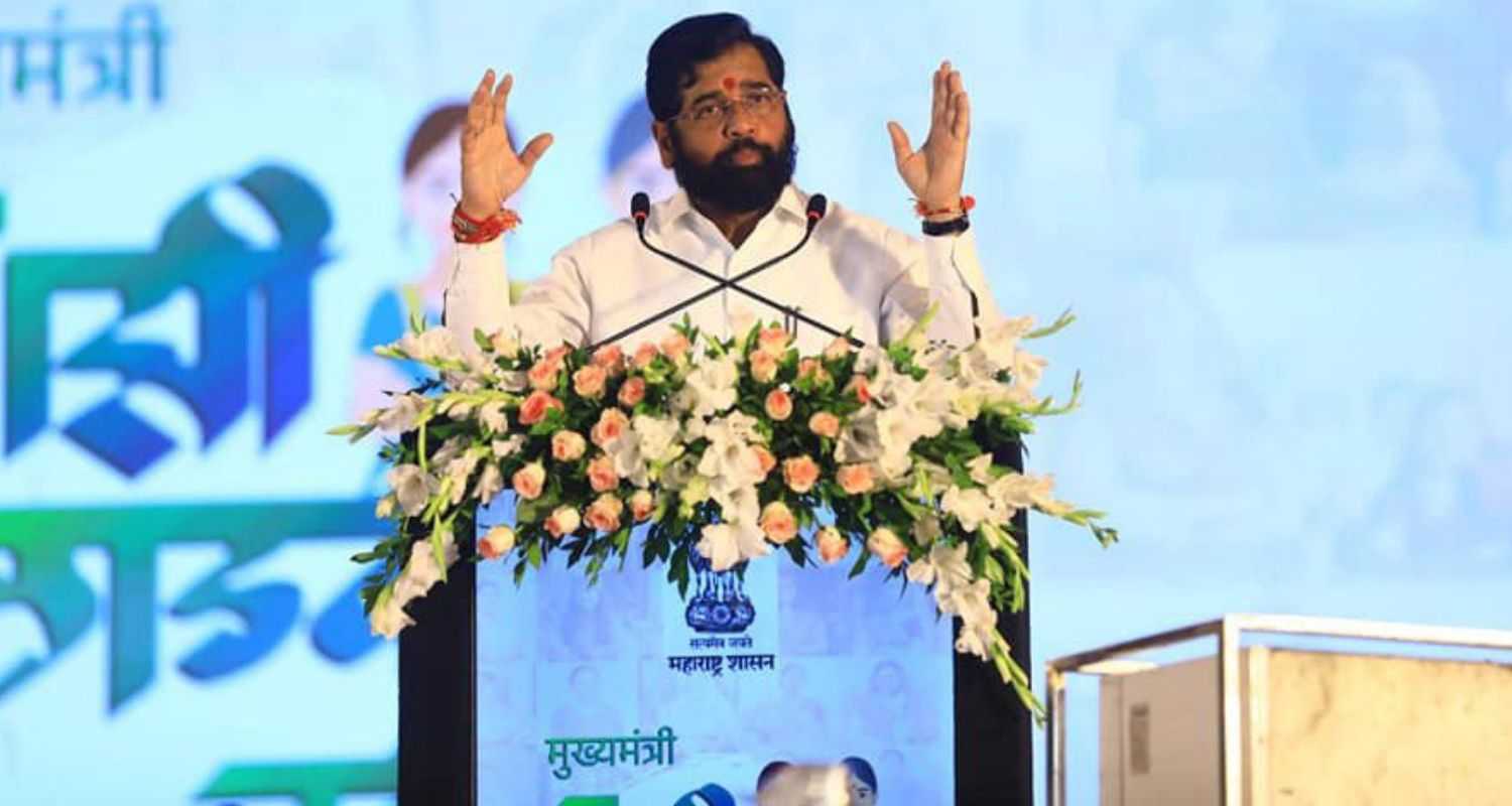 Maharashtra CM Eknath Shinde Criticises MVA For Politicising Chhatrapati Shivaji Statue Collapse.