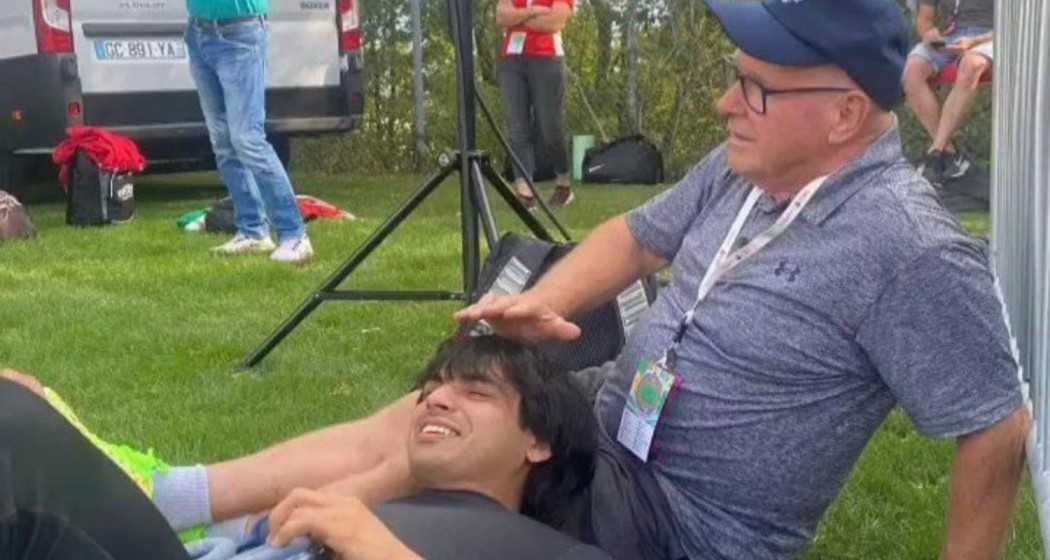 Neeraj Chopra and his coach Klaus Bartonietz. Image taken from X.