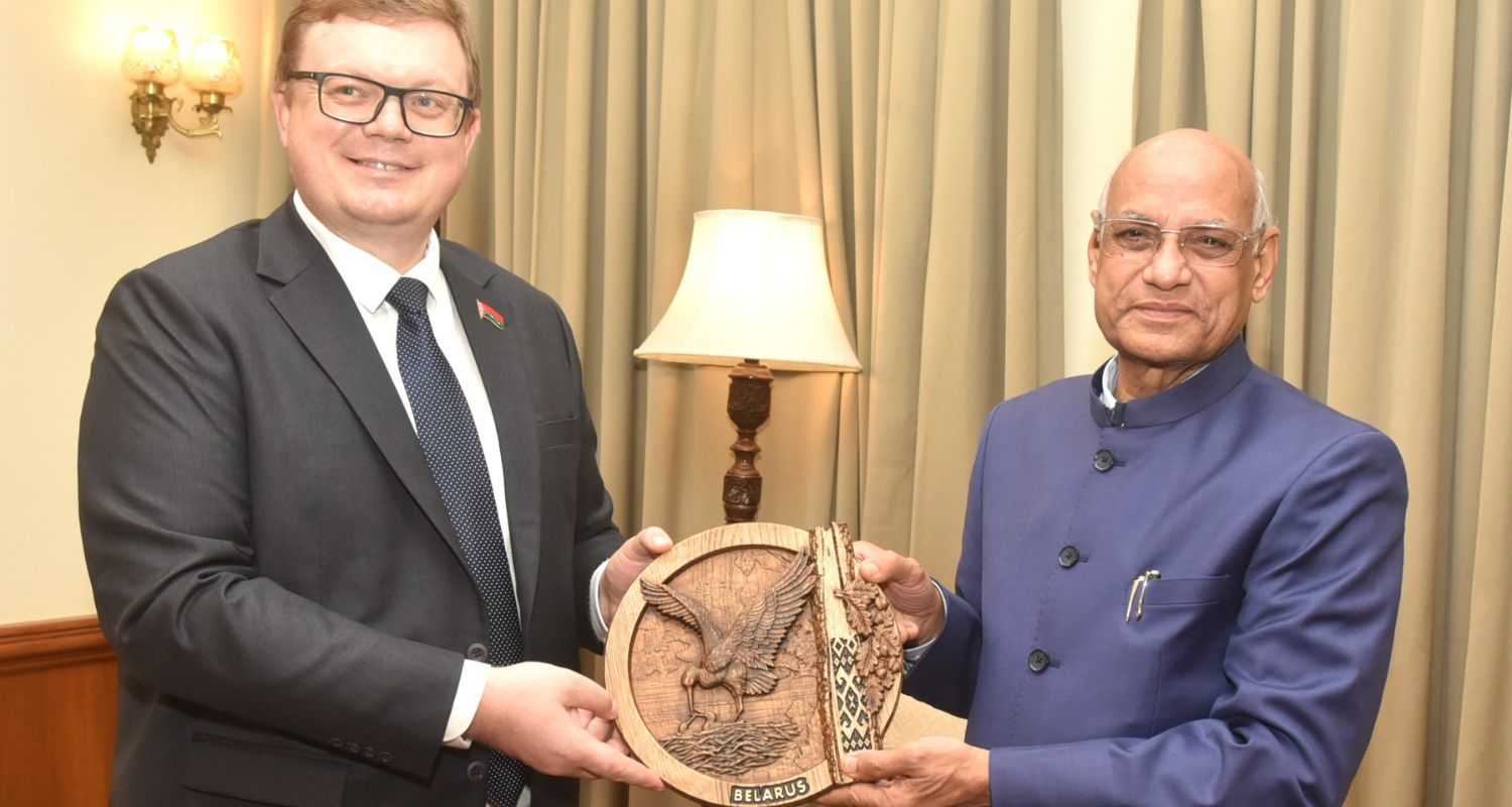 Consul General of Belarus in Mumbai Aliaksandra Matsukou, holds discussions with Maharashtra Governor Ramesh Bais. Image X.