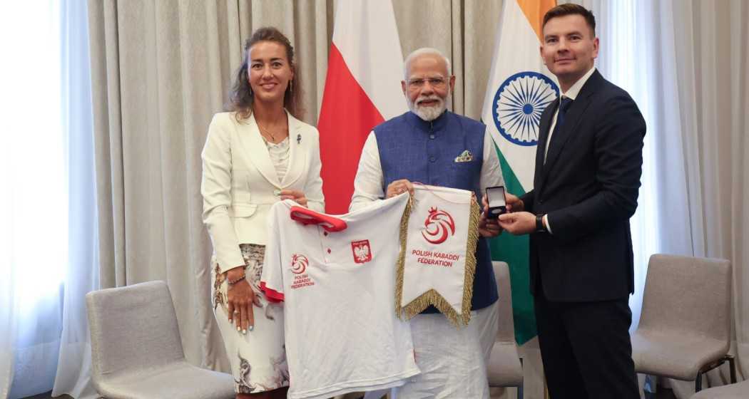 Prime Minister Narendra Modi during a meeting with Kabaddi players Michal Spiczko and Anna Kalbarczyk, in Warsaw, Poland, Thursday, Aug. 22, 2024. 