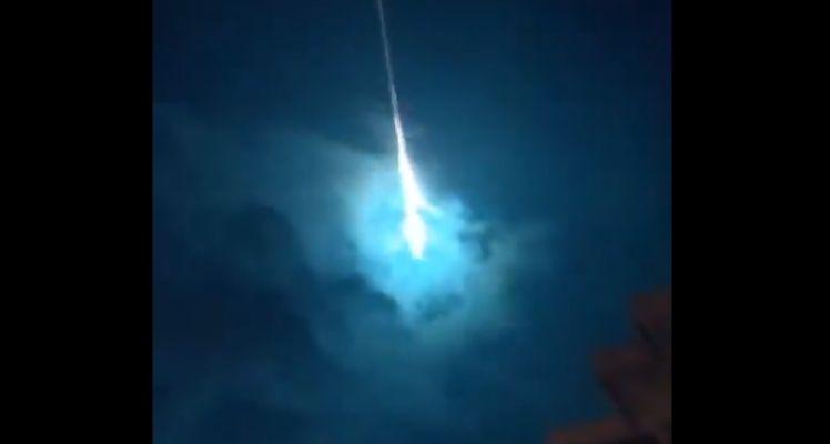 Several viral videos captured a giant meteorite crossing the skies of Spain and Portugal, creating a sensation on the internet