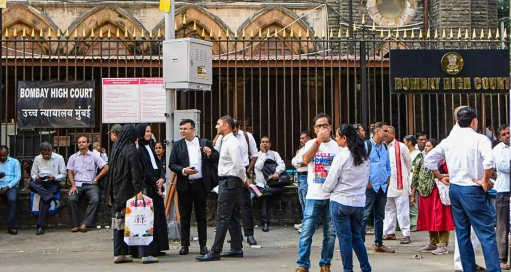 2006 Malegaon blast case: Bombay HC discharges 4 accused, quashes charges against them