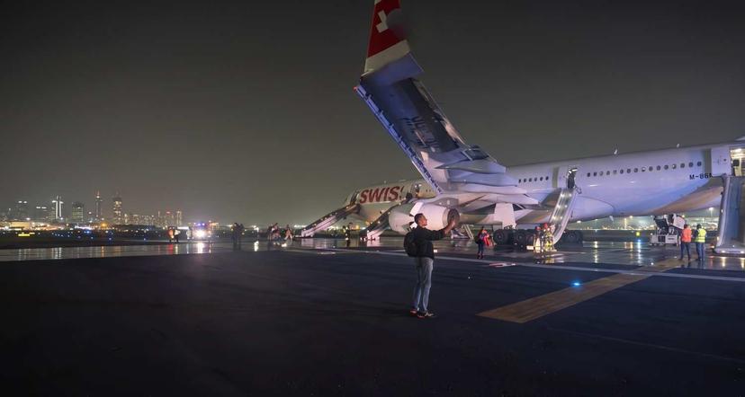 Swiss A330 emergency evacuation at Delhi