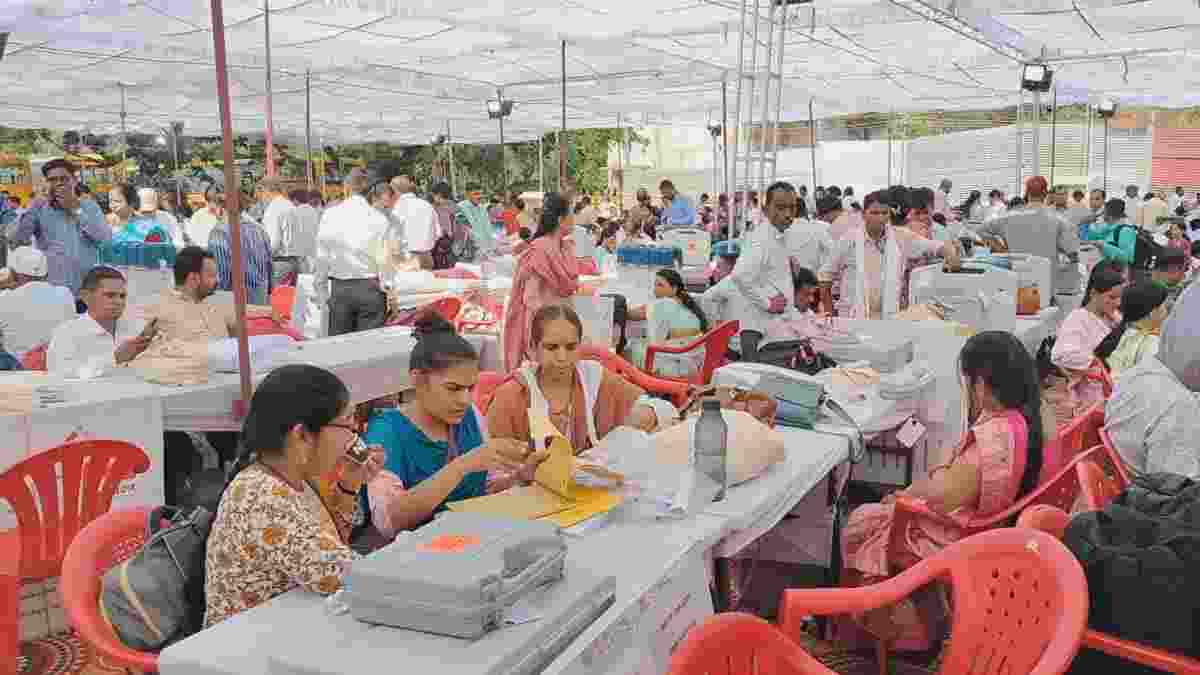 Madhya Pradesh: 1,297 polling stations live, 6,485 workers geared for seamless voting in Ratlam