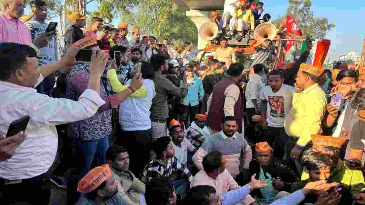 Over 200 booked for 'rioting' during rally in Ghaziabad