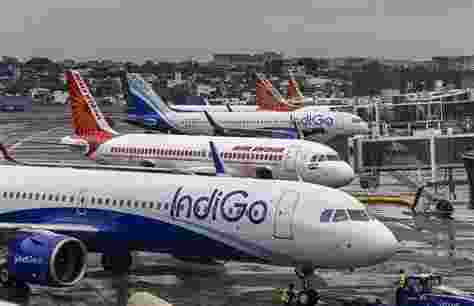 A significant disruption in Microsoft’s cloud services has led to widespread flight delays and cancellations for almost all major Indian carriers, including IndiGo, Air India, Vistara, SpiceJet, and Akasa Air.