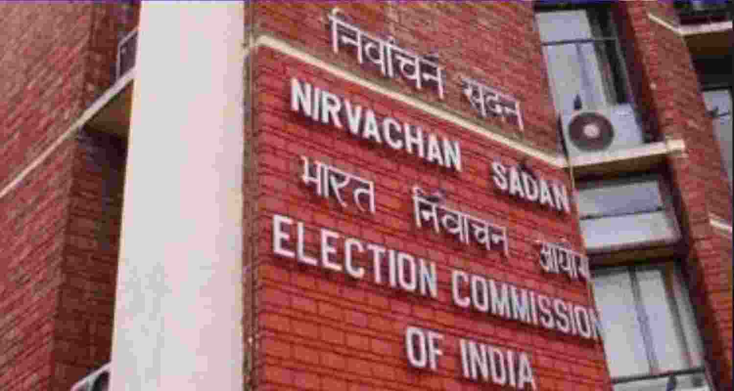 PM Narendra Modi's led committee will be meeting on Wednesday to pick a candidate for election commissioner post. 
