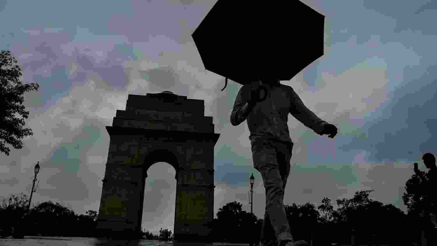 IMD predicts deficient monsoon in June