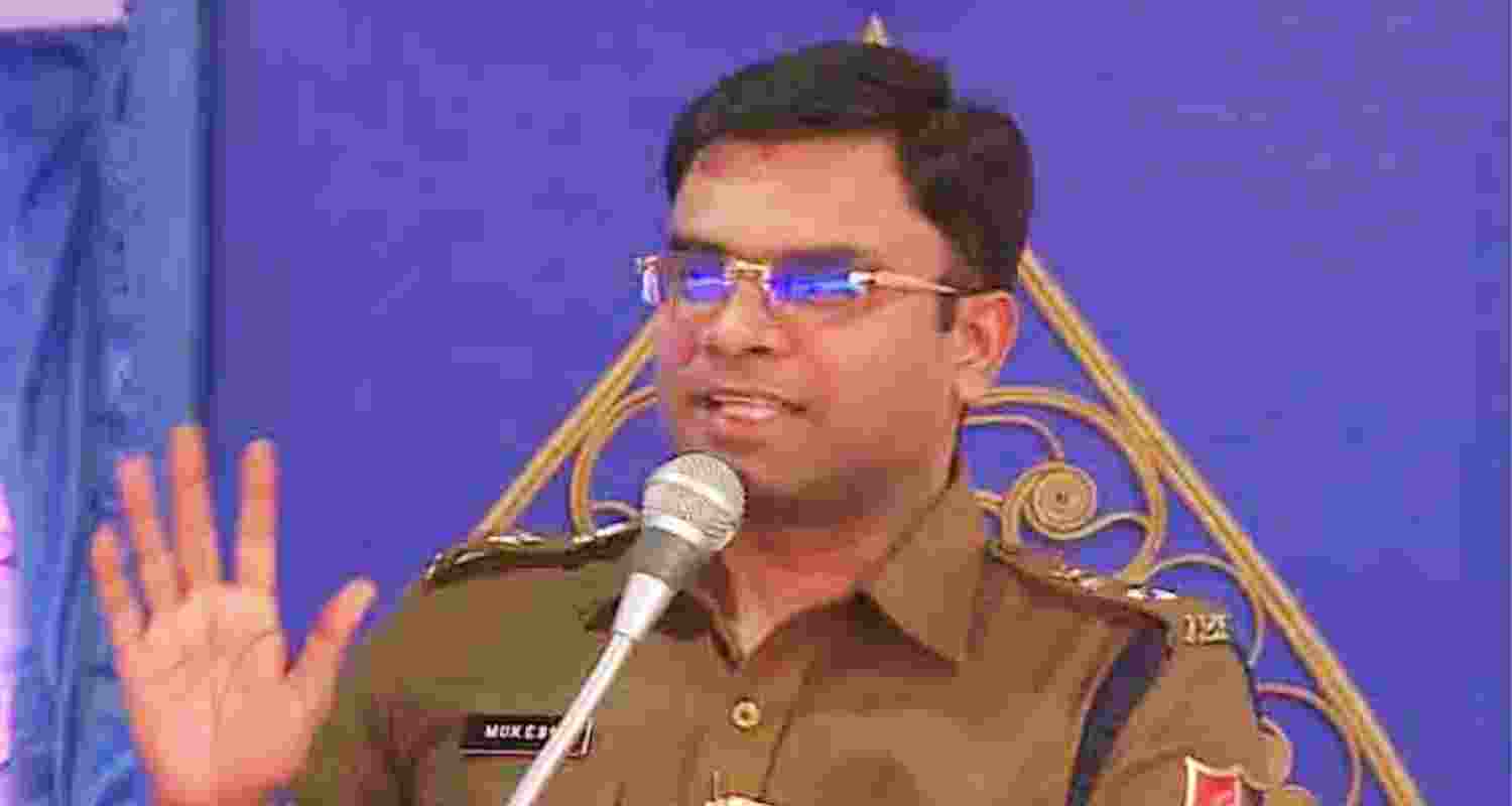 IPS officer Mukesh, 