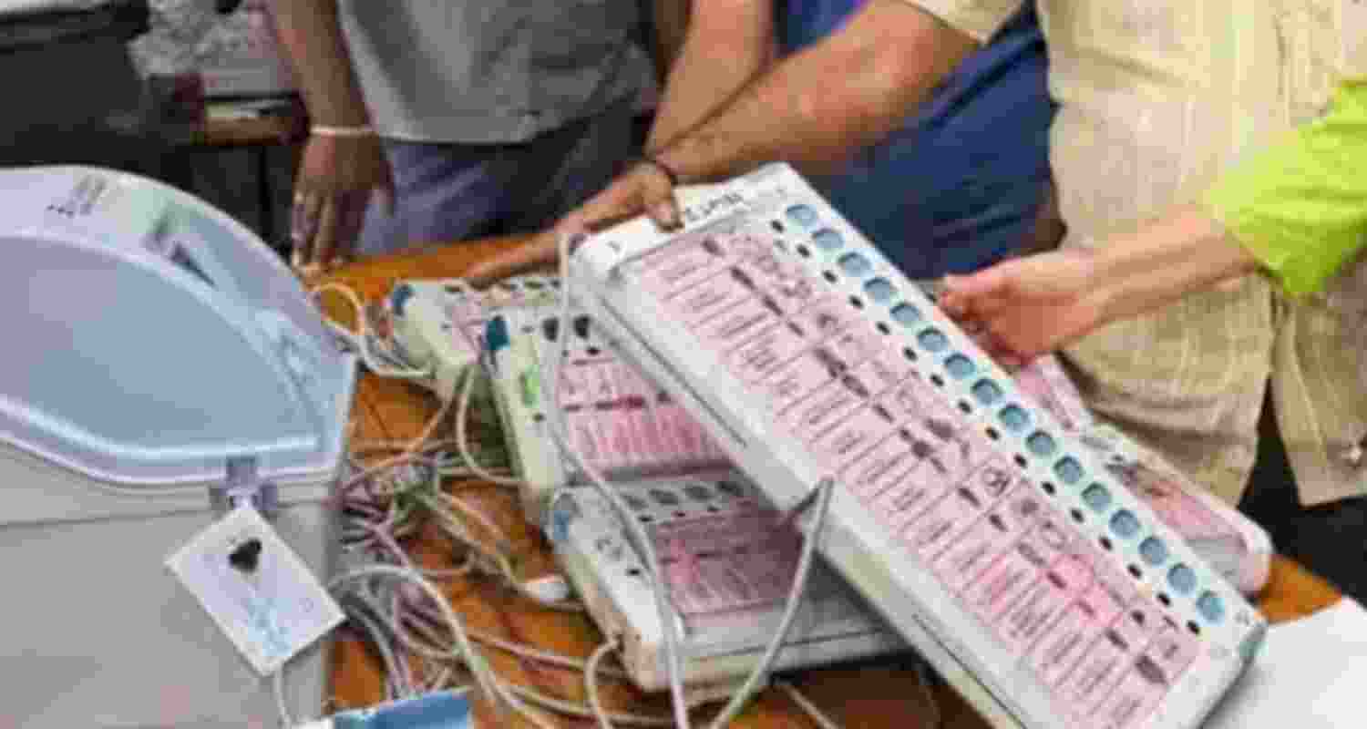 Over 900 EVM parts replaced during third phase in Assam.