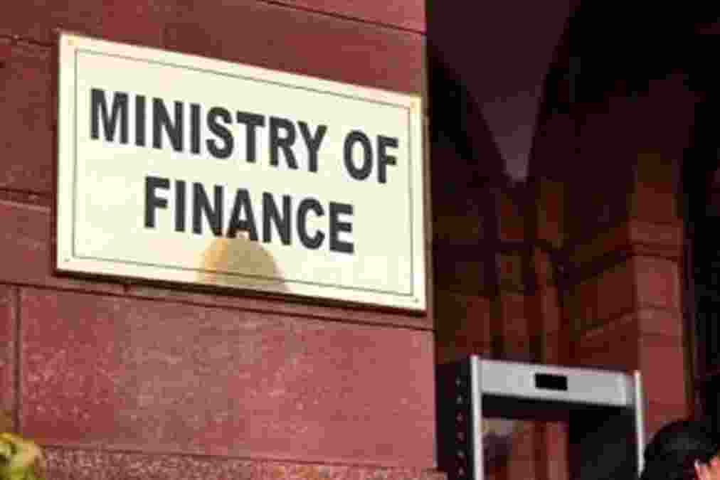 Finance Ministry to auction Rs 28,000 crore govt bonds on May 3