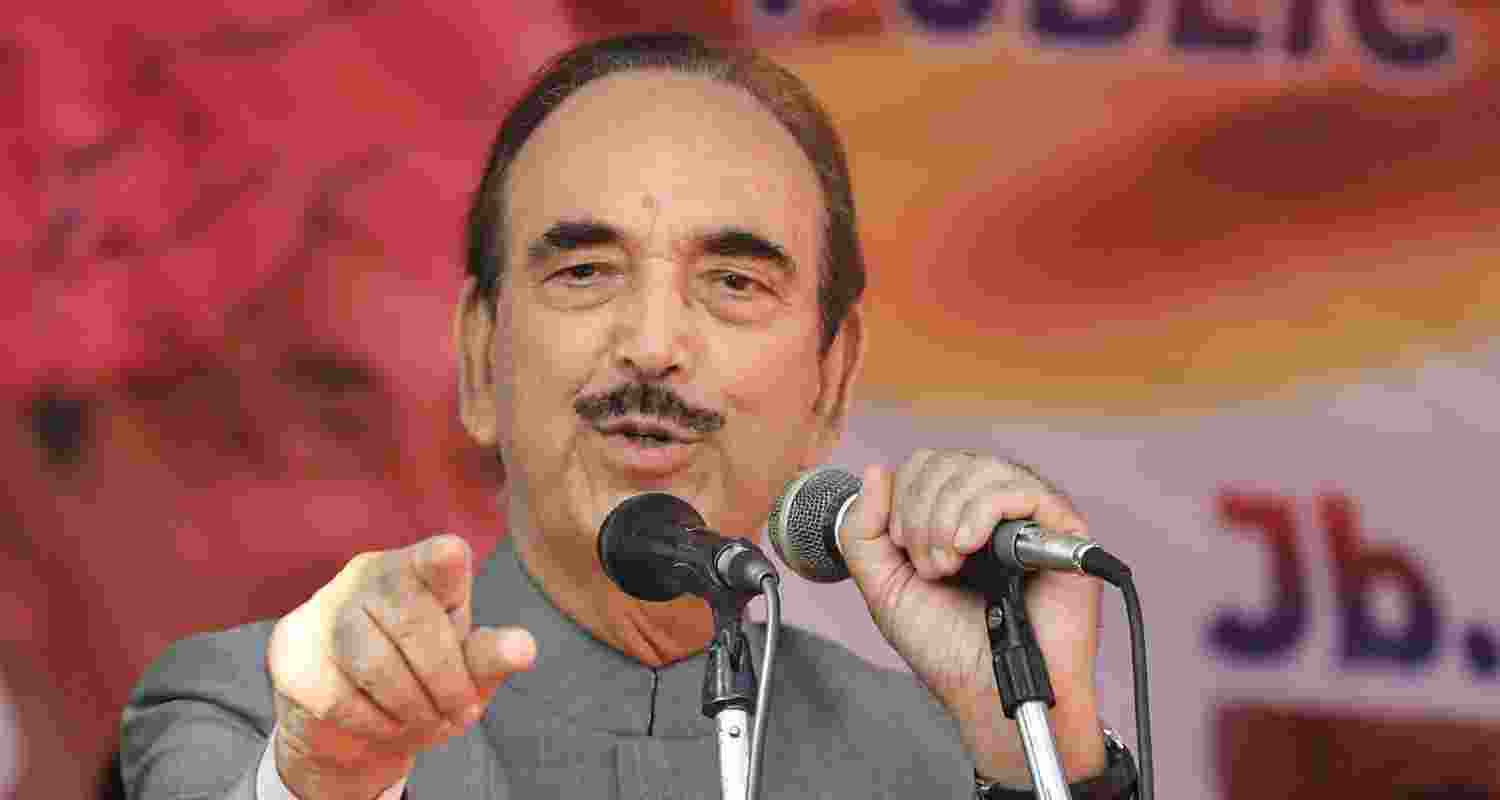 Former J&K CM Ghulam Nabi Azad.