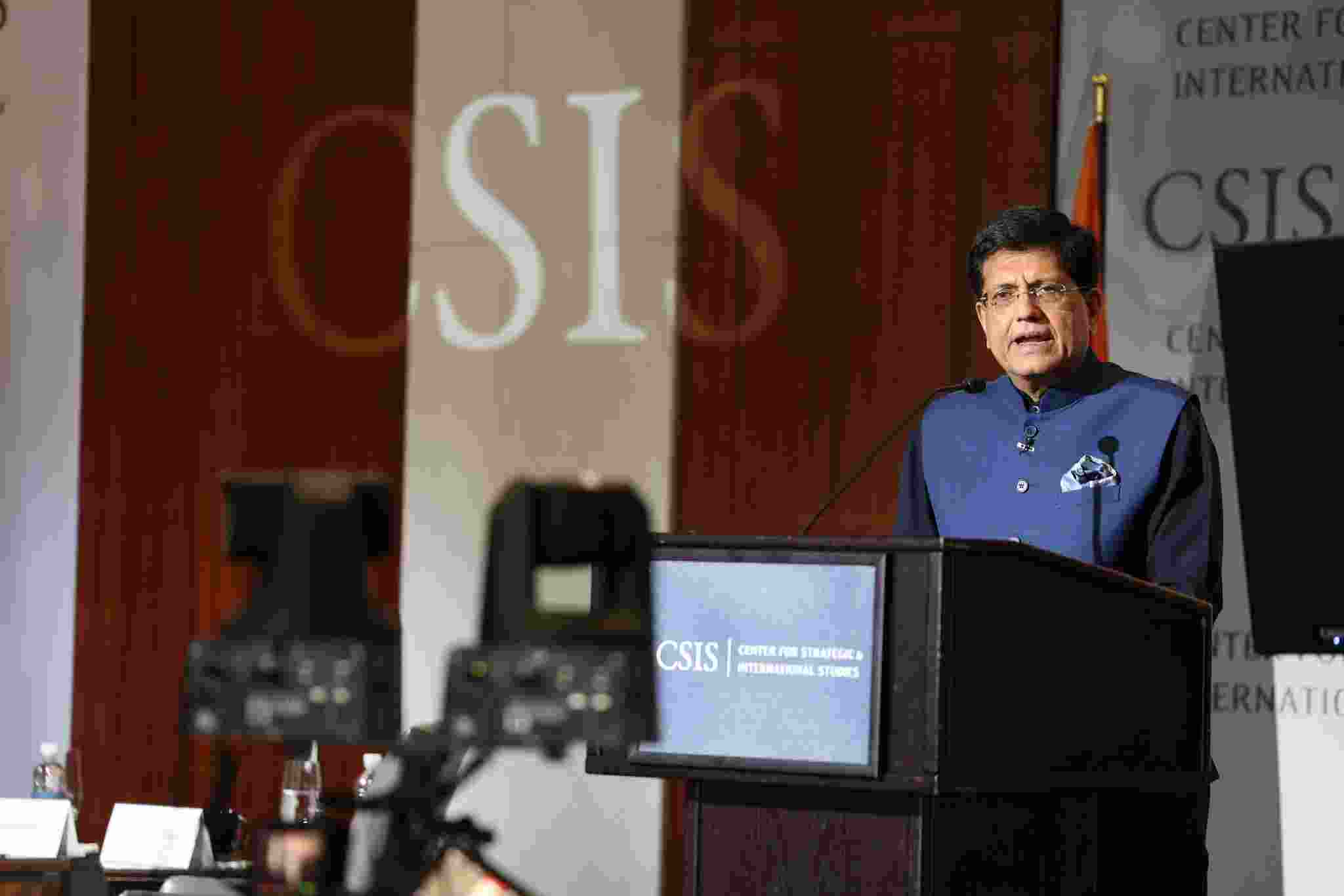 No change in policy on multi-brand retailing, says Goyal in US