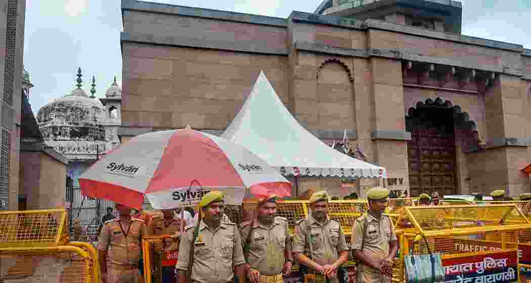 Police personnel in front of the controversial Gyanvapi Mosque. File Photo. 