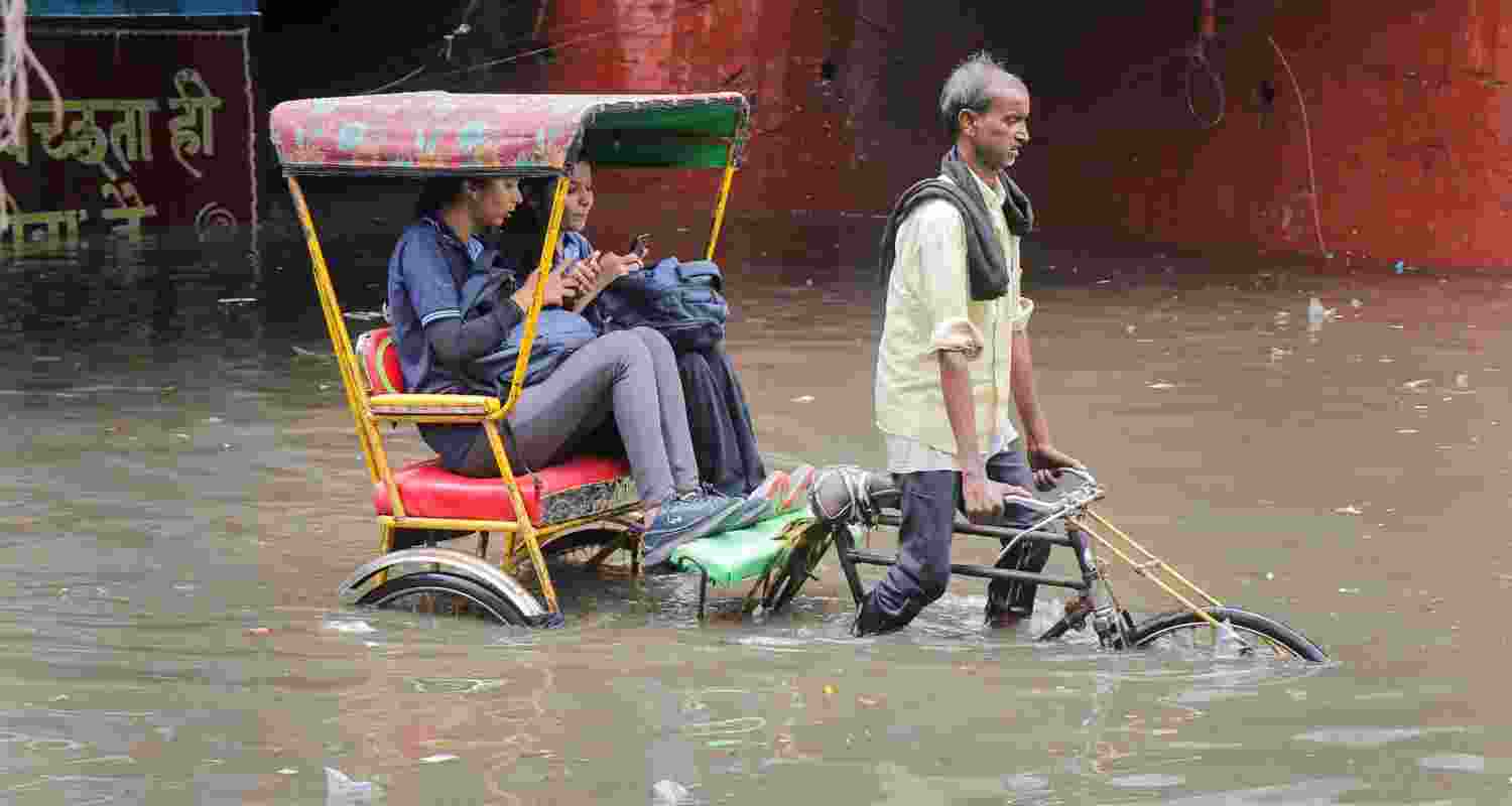 IMD forecasts heavy rain across India in next 5 days