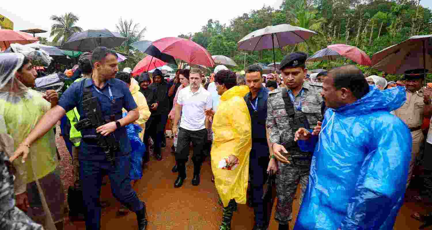 Gandhi Siblings Tour Chooralmala After Wayanad Landslides.