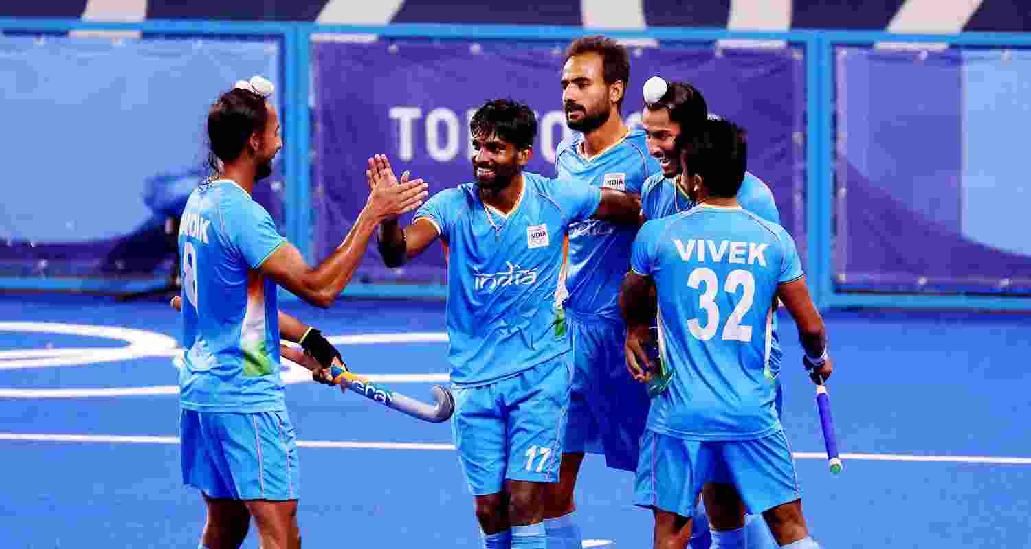 The Indian men's hockey team would aim for a cohesive effort to avoid a hat-trick of losses when it takes on a formidable Australia in the third Test of the five-match series on Wednesday.