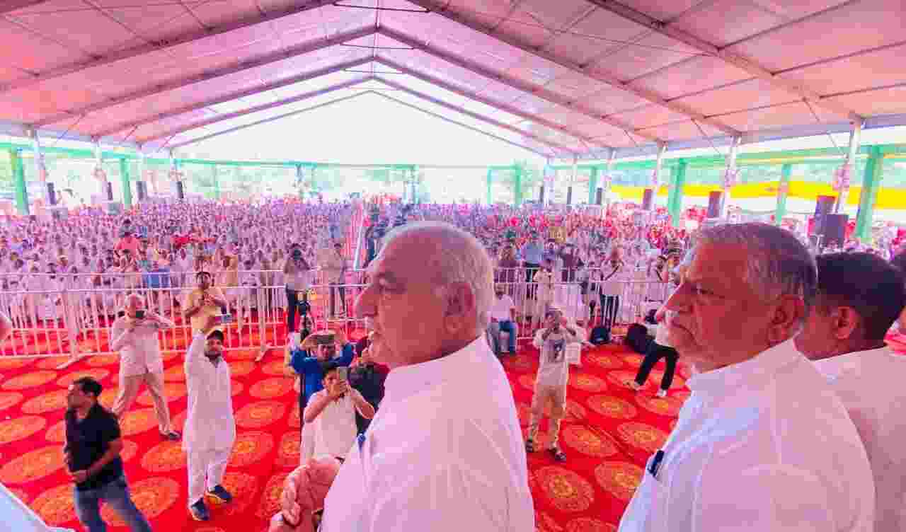 Speaking at an event organised on the birth anniversary of Guru Daksha Prajapati Maharaj Ji in Haryana’s Hisar on Sunday, Hooda accused the BJP of eliminating permanent government jobs through privatisation and skills corporatisation 