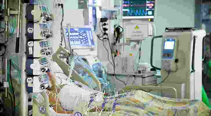 Hospitals cannot admit critically ill patients in the intensive care unit in case of refusal by them and their relatives The guidelines compiled by 24 experts terminally ill patients