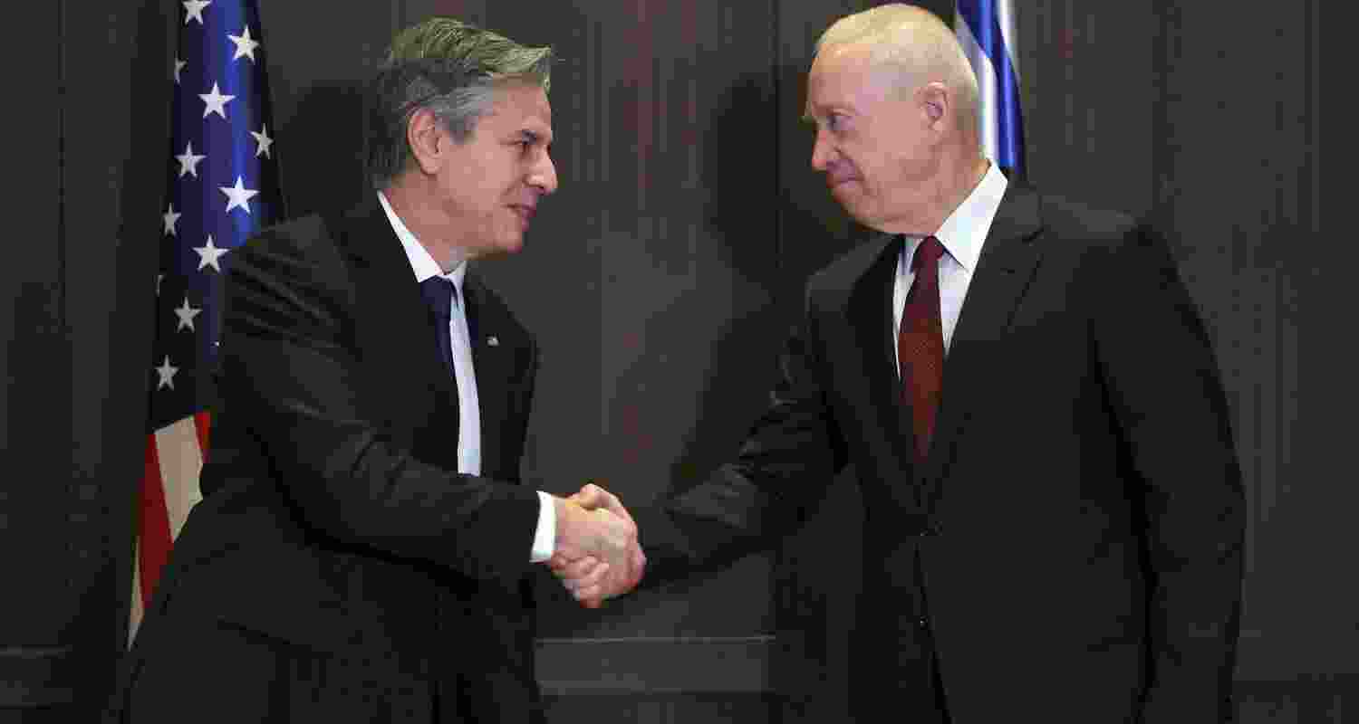 Israel-Lebanon Conflict: Blinken's Call for Calm.