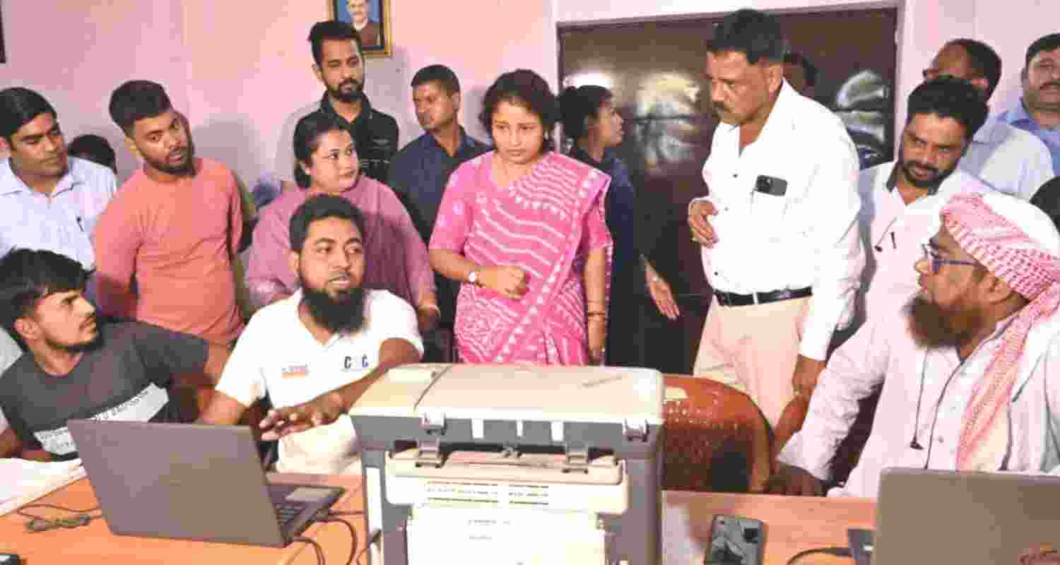 JMM MLA Kalpana Murmu Soren, Chief Minister Hemant Soren’s Wife stock of a camp for JMMSY registration in the Giridih district of Jharkhand on Tuesday.