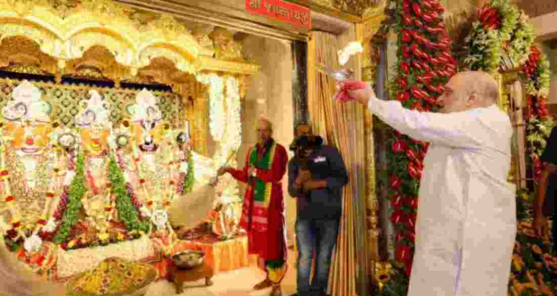 Rath Yatra begins in Ahmedabad, Shah & Patel offer prayers