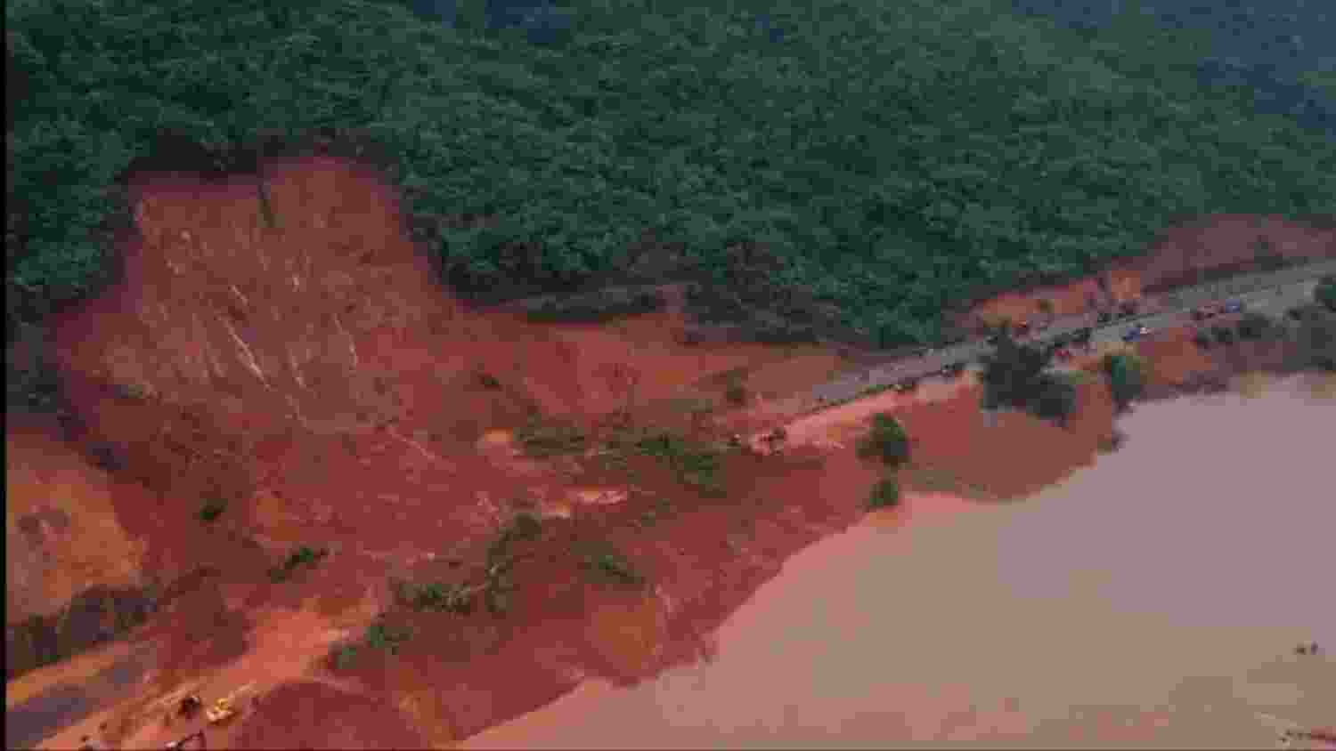 Landslide blocks traffic on NH275 in Karnataka