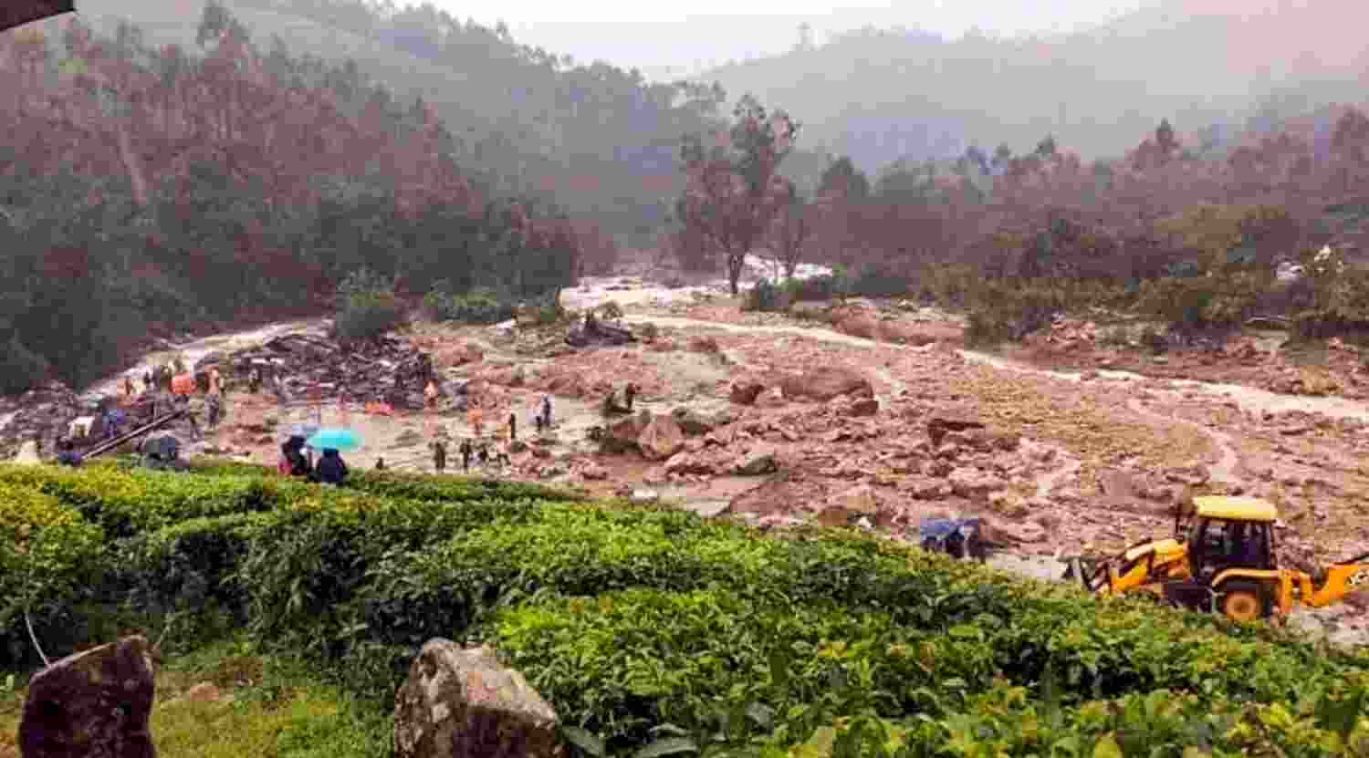 Kerala seeks army help for Wayanad landslide relief