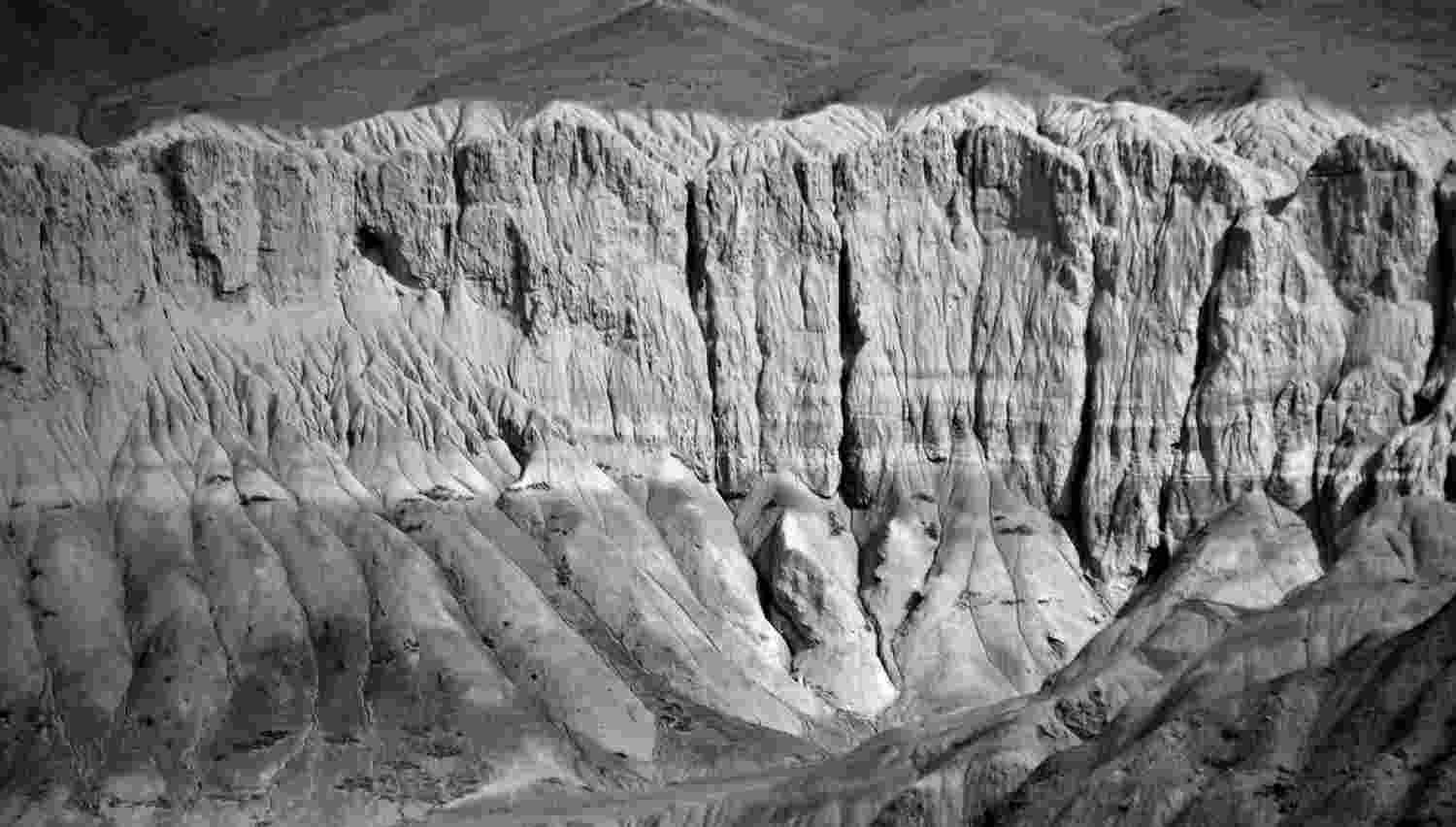 Ladakh's lunar-like Lamayuru 'moonland' a tourist hit