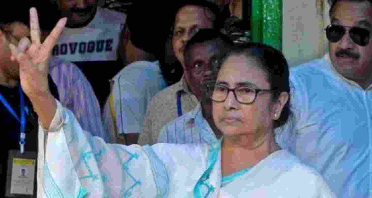 Mamata Banerjee continues to be the leading lady of Bengal 