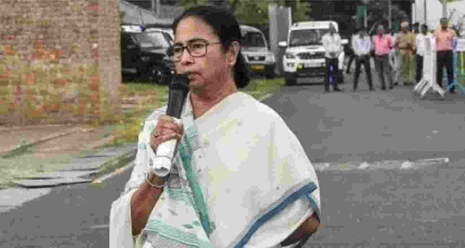 Mamata condoles death of Captain Thapa's death in Doda