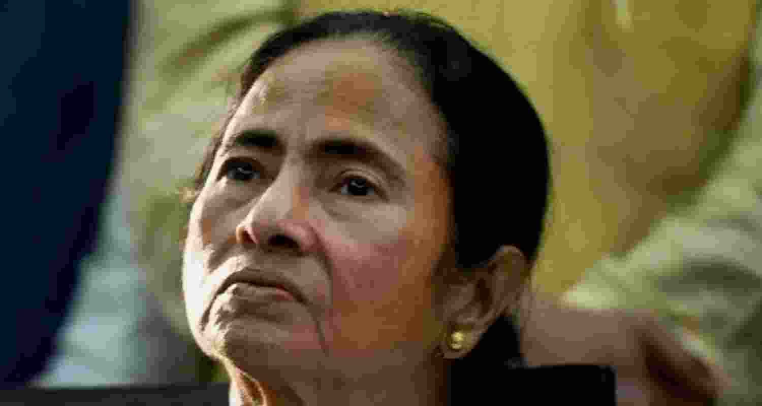 Mamata pays tribute to first CM of WB Bidhan Chandra Roy 