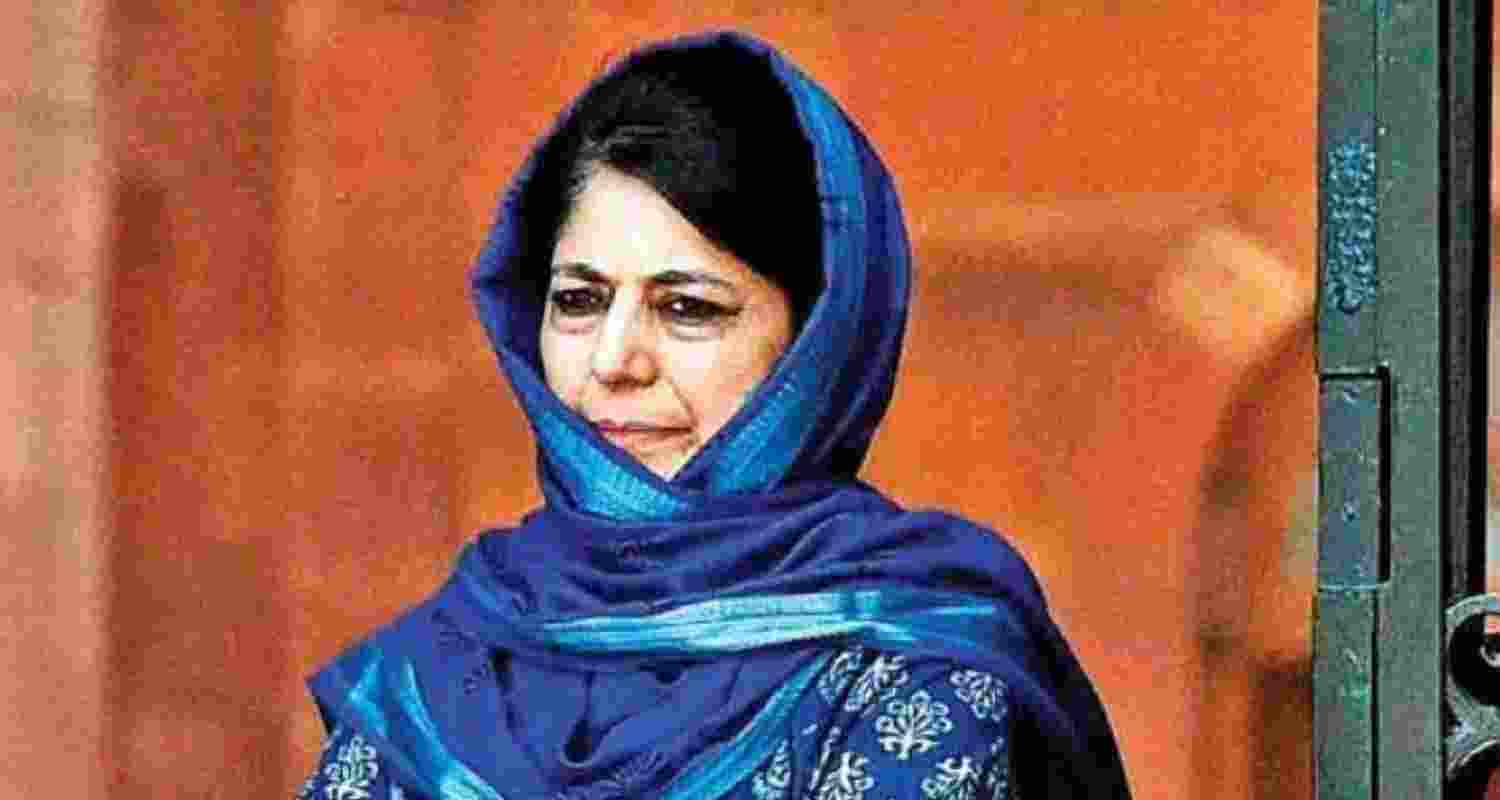 PDP chief Mehbooba Mufti gets show cause notice.