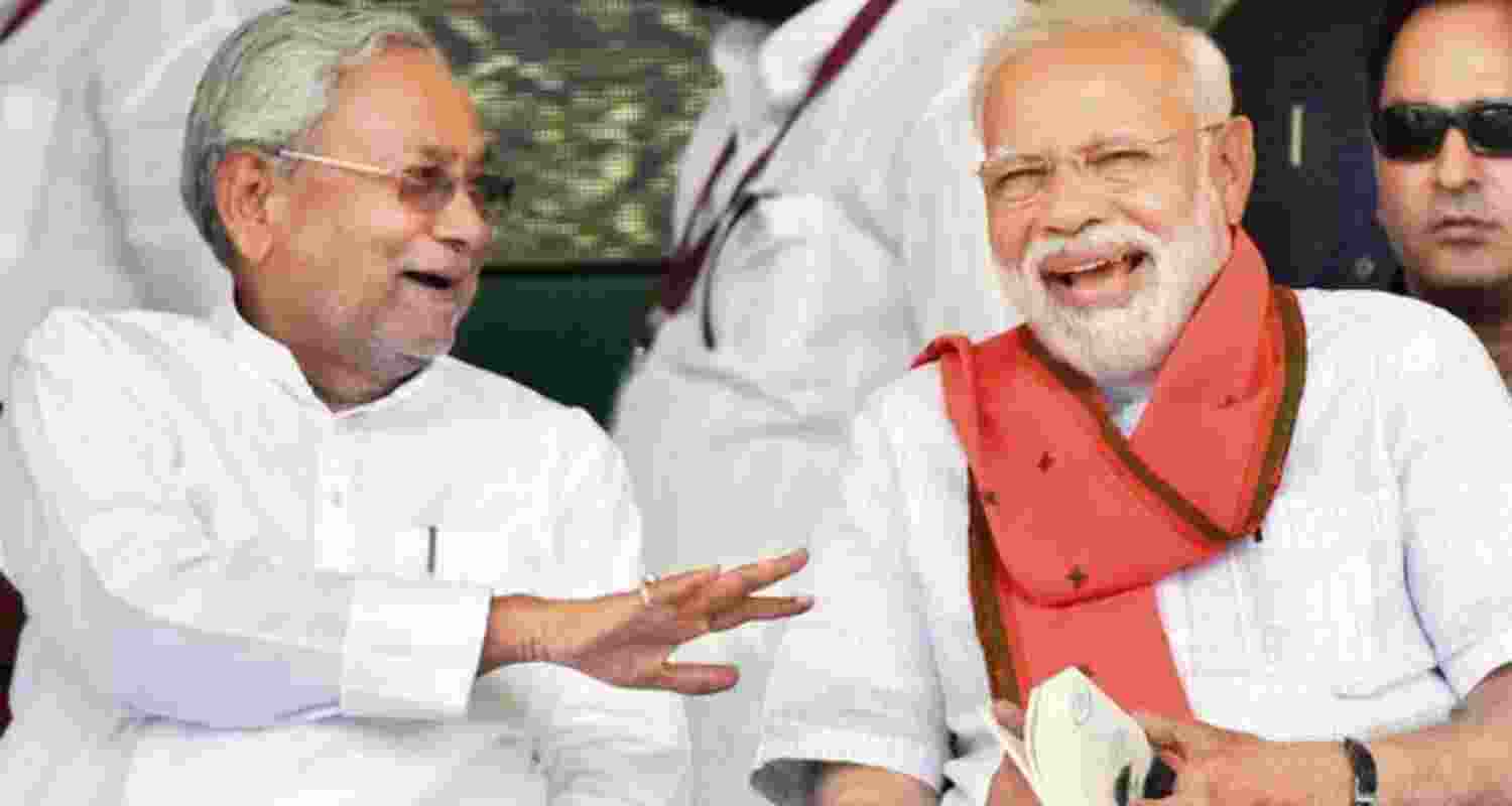 Bihar Chief Minister Nitish Kumar (left), Prime Minister Narendra Modi (right).