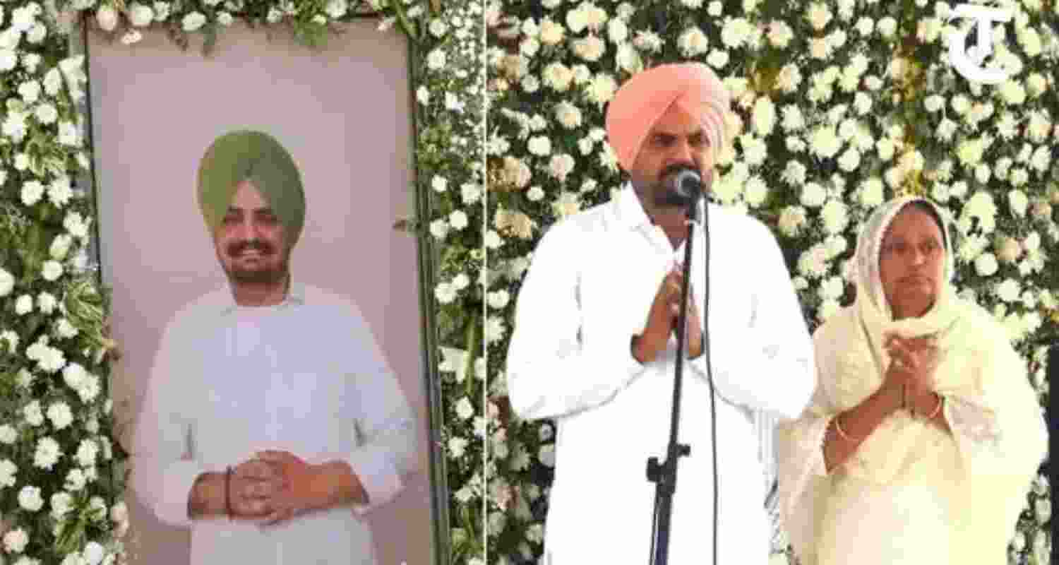 Sidhu Moosewala's parents during his 'antim ardas' ceremony.