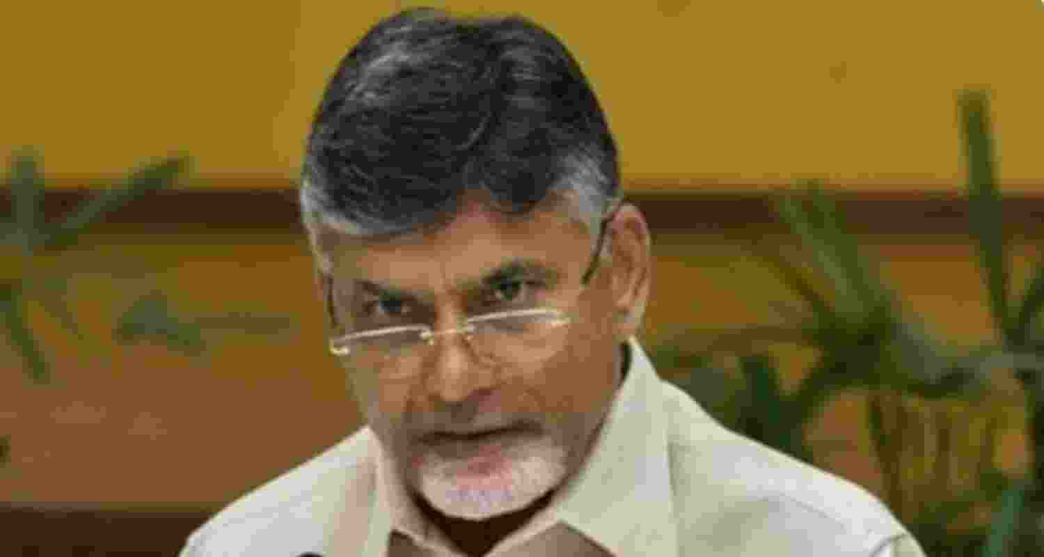 Naidu meets Telangana leaders to reactivate TDP
