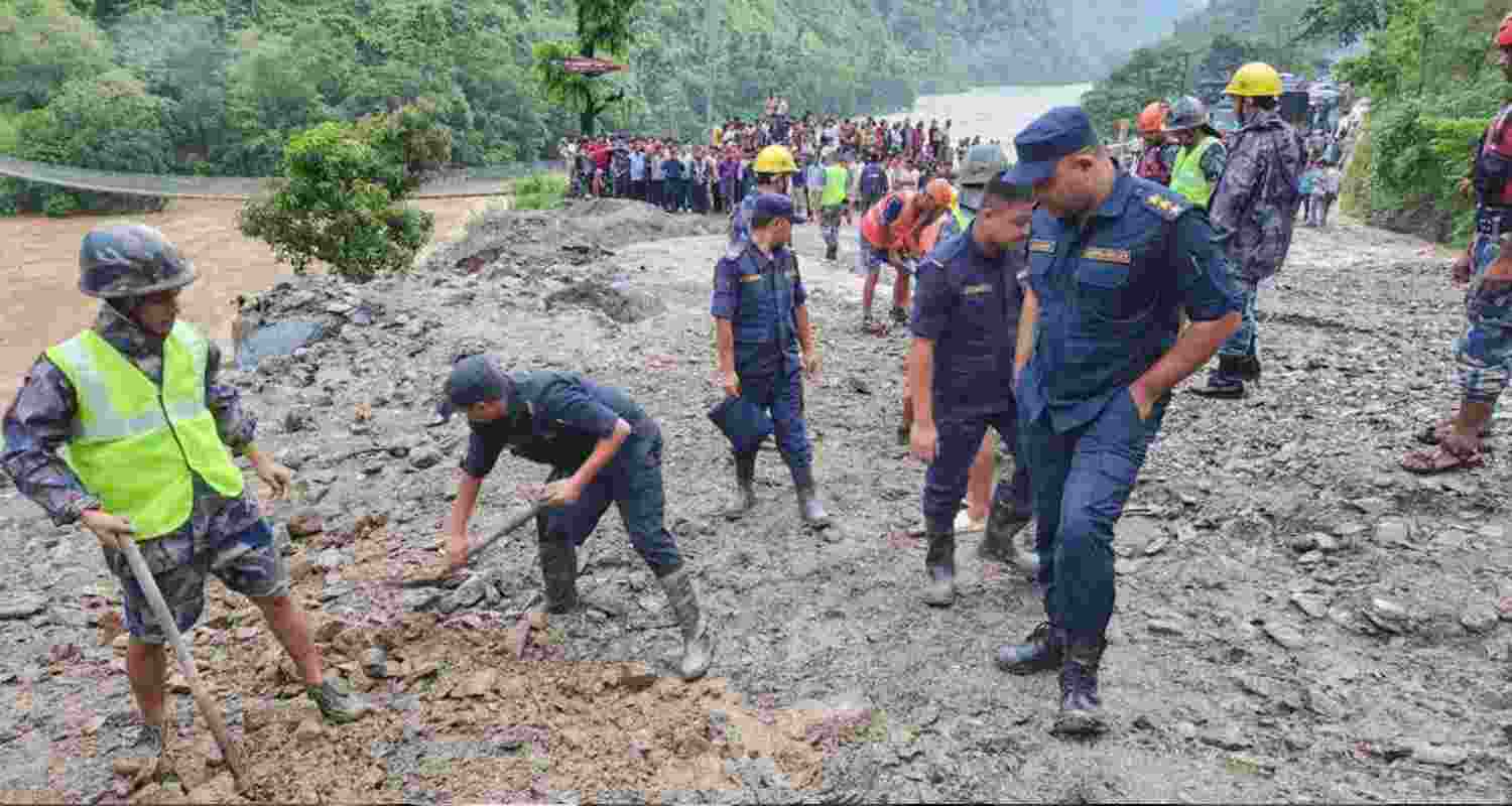 51 still missing in Nepal mudslide, search on