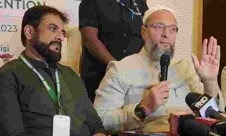 AIMIM offers to join hands with MVA 'to defeat BJP' in Maha polls