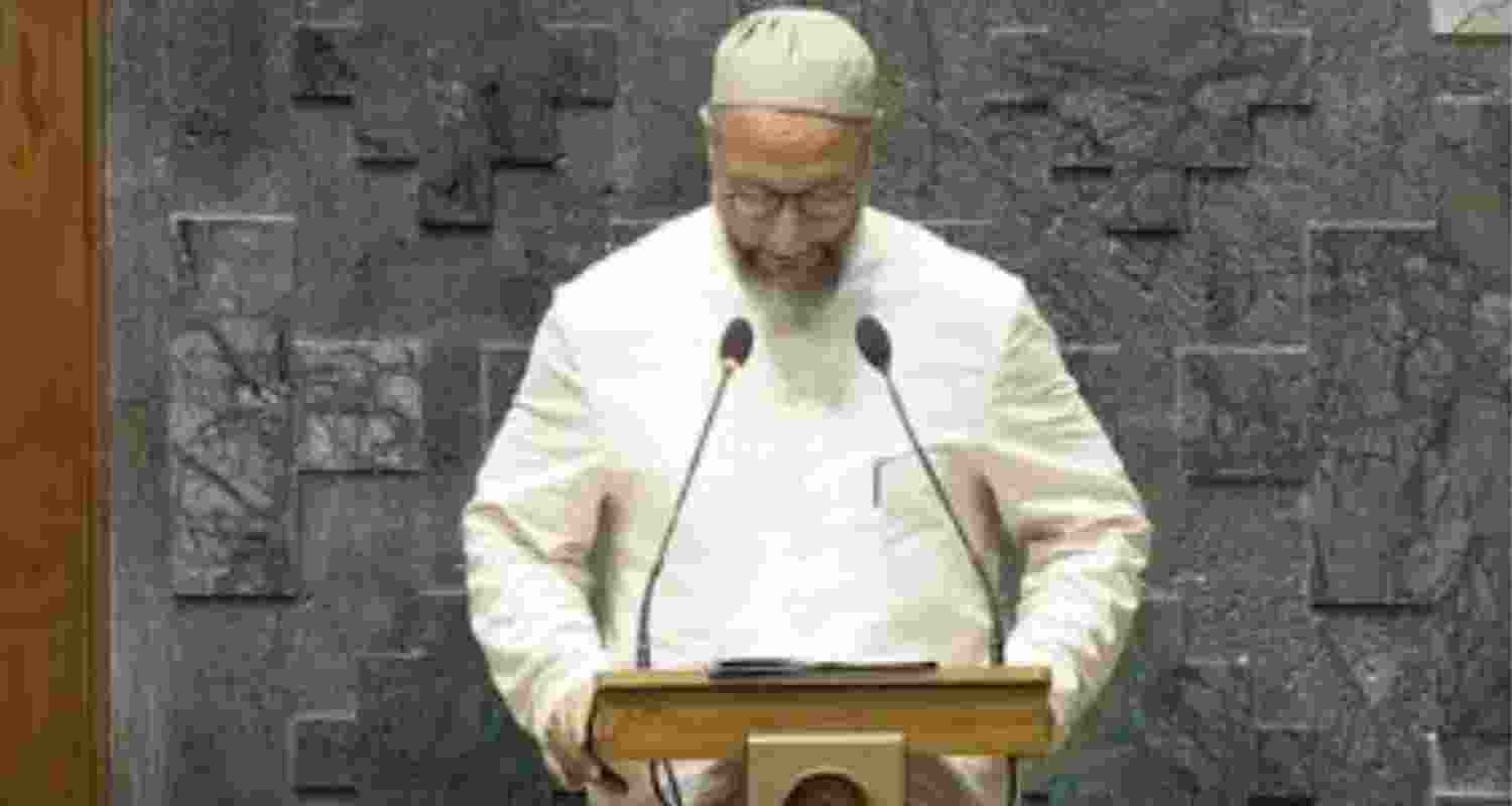 Owaisi defends 'Jai Palestine' slogan while taking oath as MP