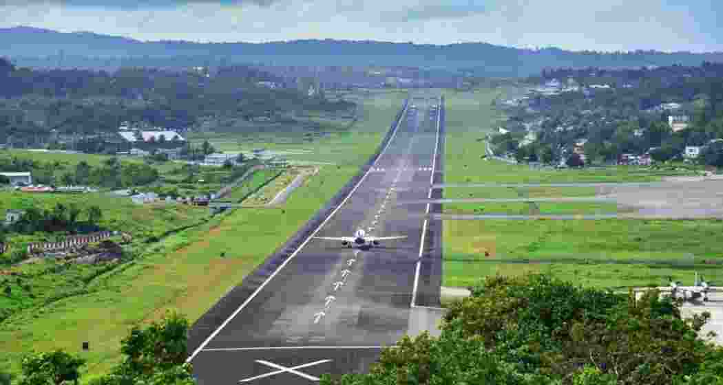 The runway at the Veer Savarkar International Airport. 