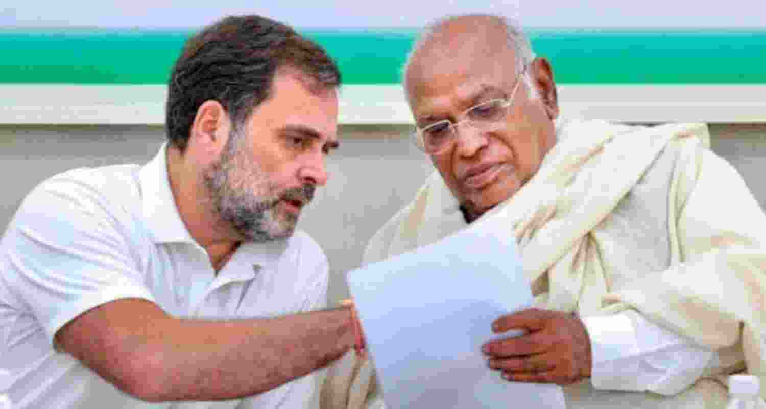 Cong tries to woo back JD(U) & TDP to form govt: Sources