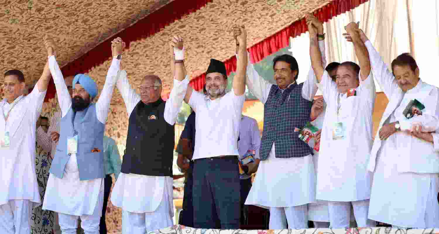 "Leader of Opposition Shri @RahulGandhi addressed a public meeting in Srinagar, Jammu and Kashmir." posted the Congress on X.
