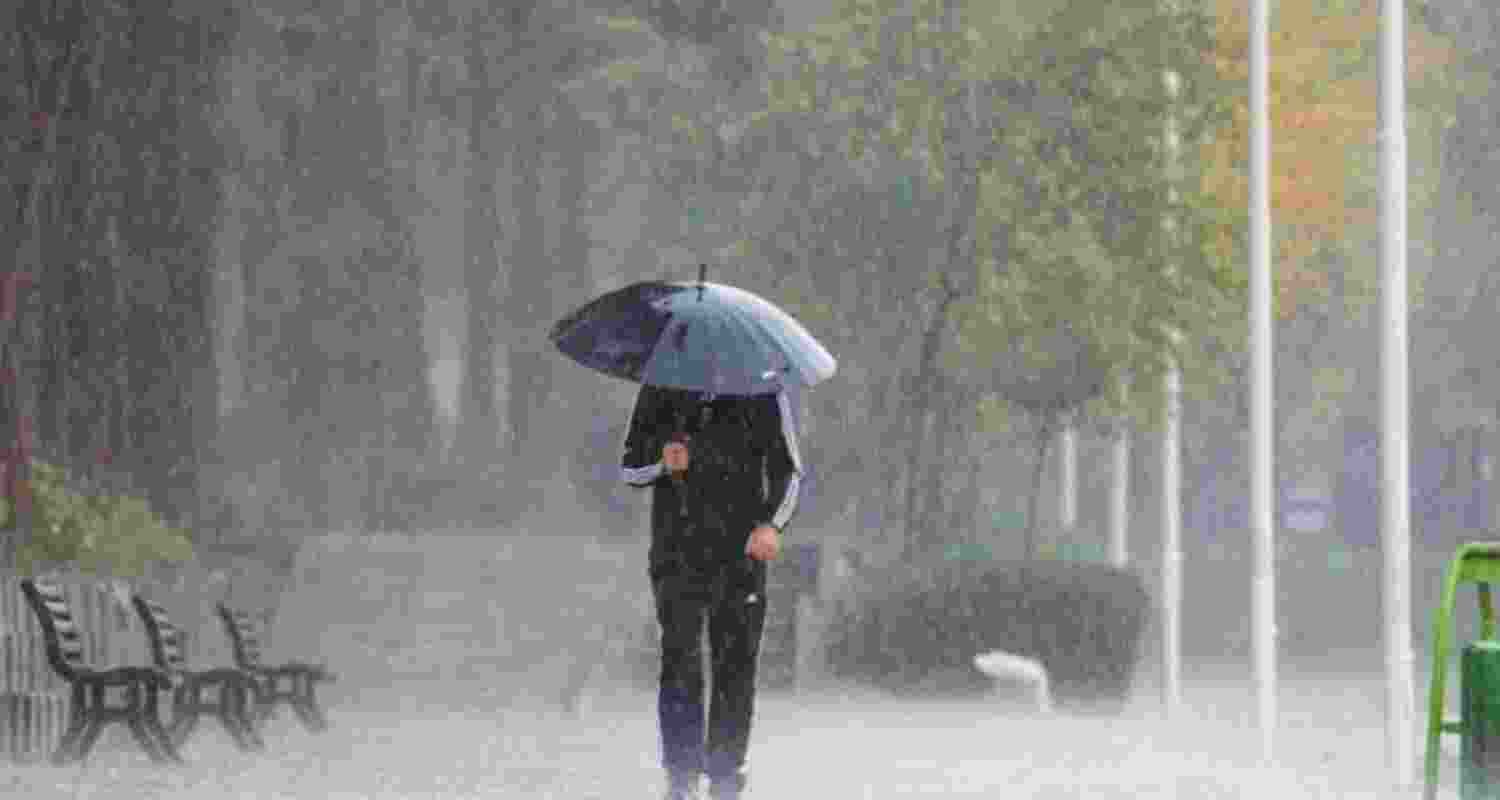 IMD's rain alert for South India amid cyclonic activity