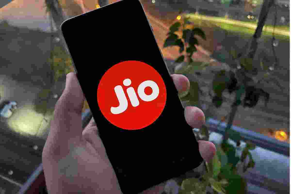 In the latest financial revelation from Reliance Jio, the company has showcased a formidable performance with a 13% Year-on-Year (YoY) surge in net profit, alongside an 11% rise in revenue for the quarter ending March 31, 2024
