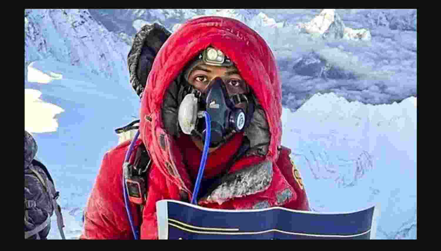 Indian sets dual ascent record on Everest, Lhotse