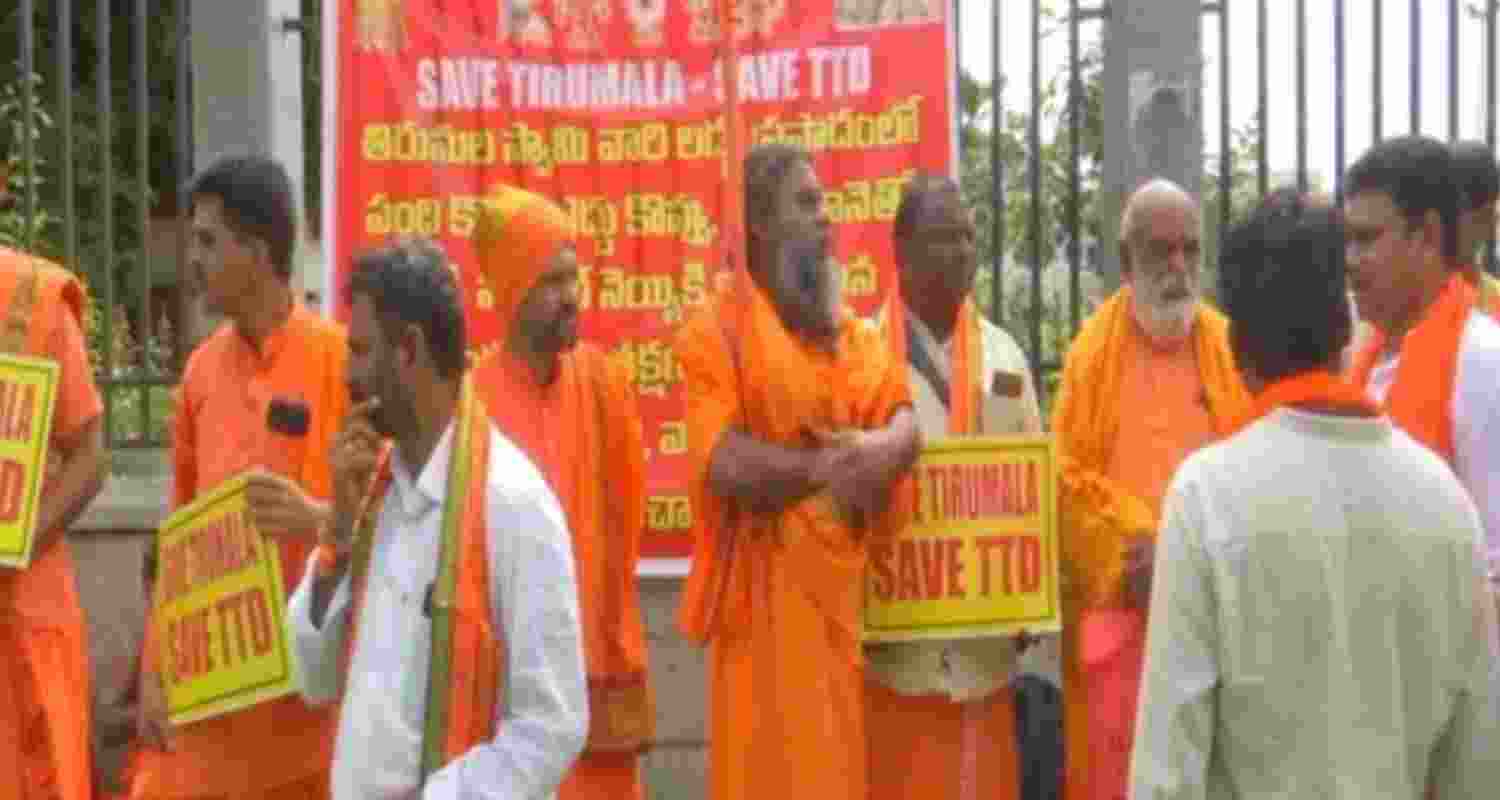 Andhra Sadhu Parishad seeks strict action in Tirupati laddu issue