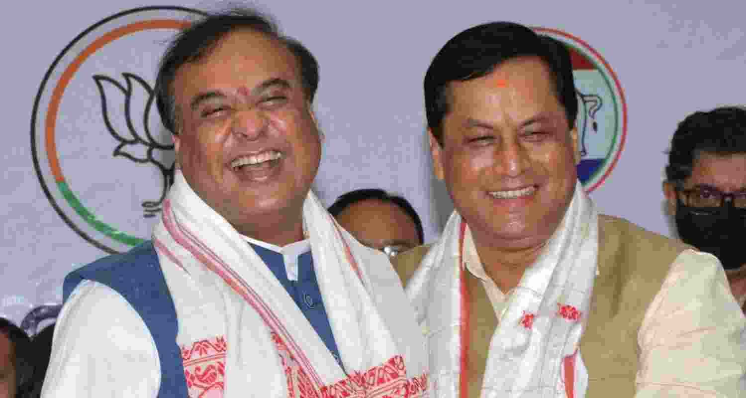 Assam Cheif Minister Himanta Biswa Sarma (left), Union Minister  of Ports, Shipping and Waterways and Minister of AYUSH Sarbananda Sonowal (right).