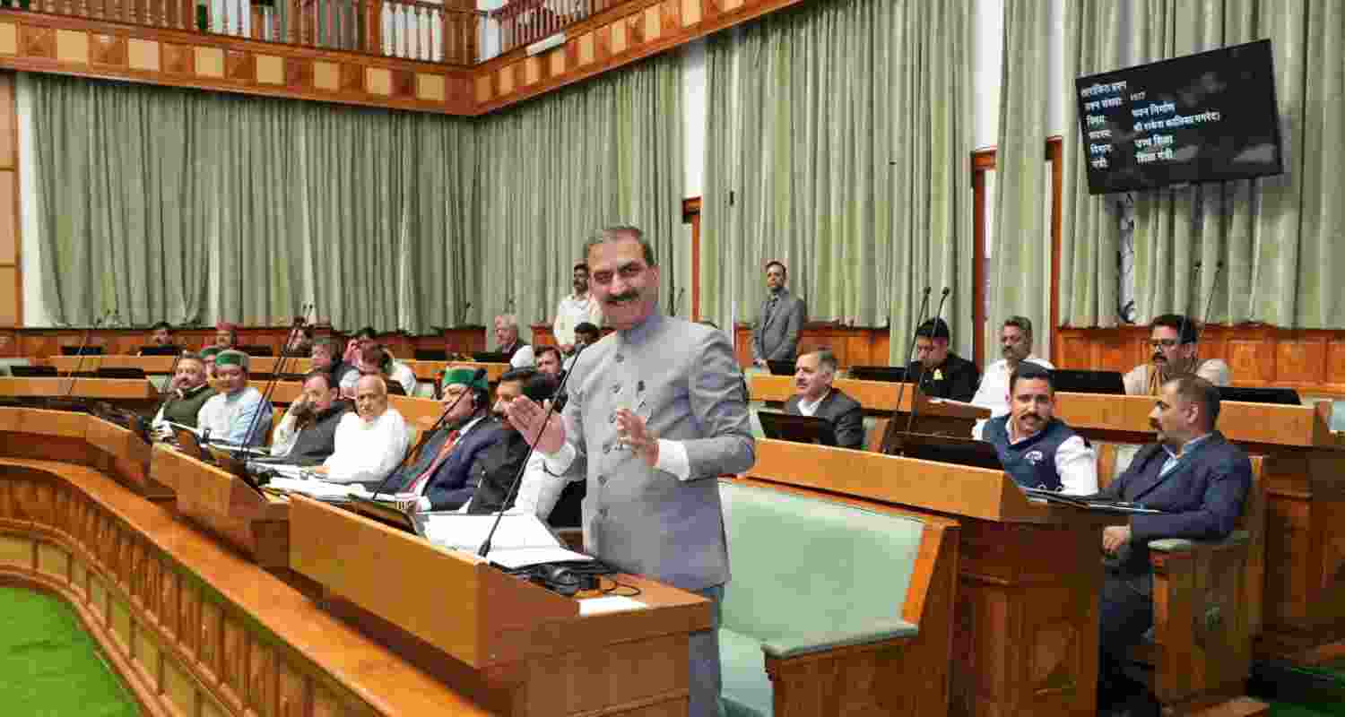 Himachal CM Sukhu addressing the assembly during the monsoon session.