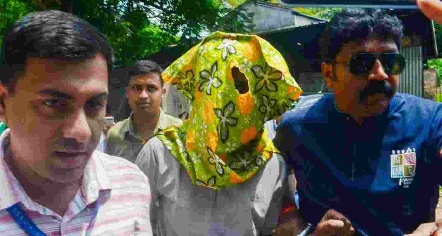 An accused who was arrested in connection with the murder of Bangladeshi MP Anwarul Azim Anar being produced at a local court, at Barasat in North 24 Parganas district on Friday, May 24, 2024